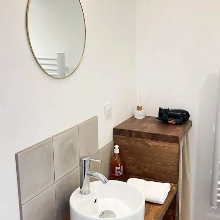 Studio Barcelonnette, 1 Piece, 2 Personnes - Fr-1-691-63 * Барселоннет